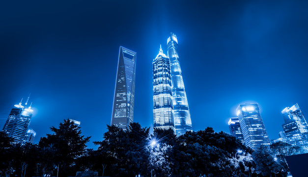 上海陆家嘴金融区建筑景观夜景