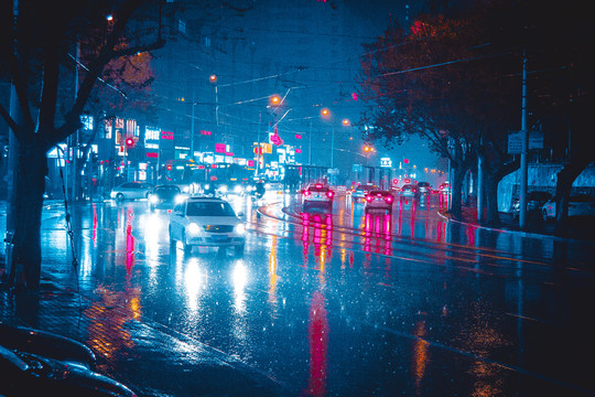 雨夜交通赛博朋克