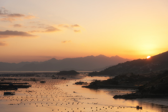 霞浦东安渔排日落夕阳