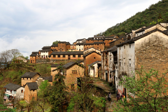 大山里的村落