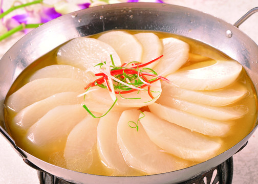 干锅肉汁萝卜