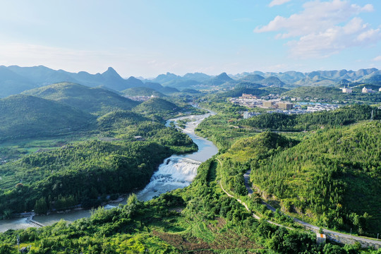 瀑布流水