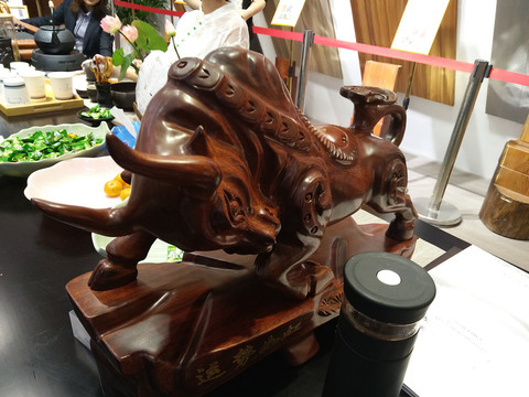 动物雕像