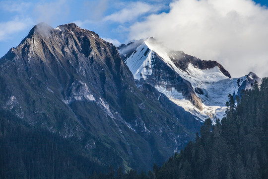 雪山