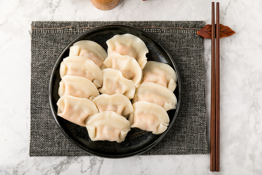 虫草鲜美鸡水饺