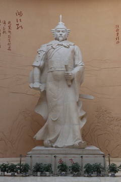 岳飞巨型雕塑像