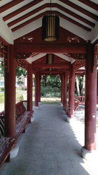 红花公园庭院古建筑蓝天