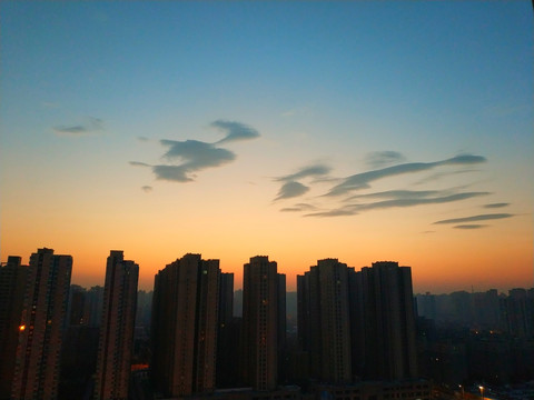黄昏