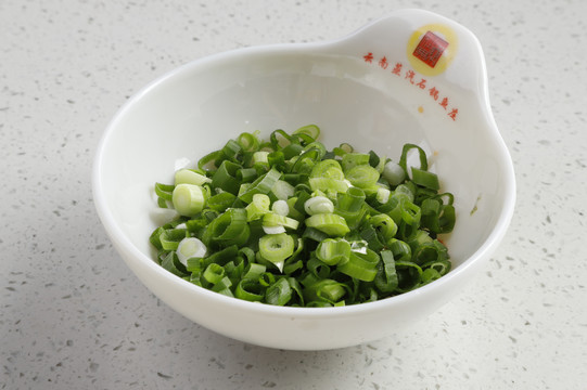 料碗葱花