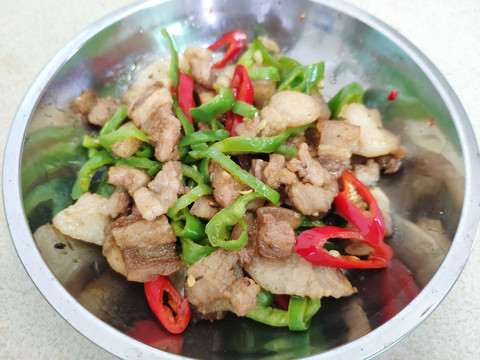 青椒炒肉