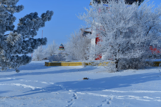 雪后达尔吉林寺