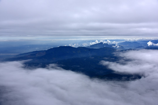 峨眉山云海风光