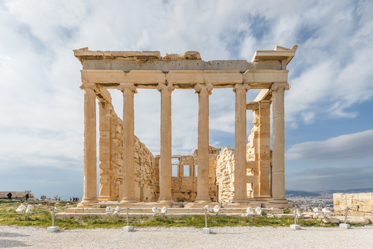 古希腊雅典卫城中的神庙遗址