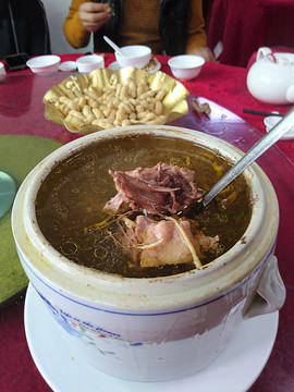 人参炖鸡汤