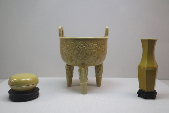 台北故宫文物铜器雕件