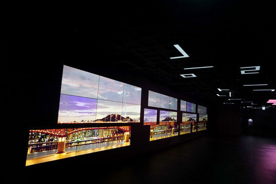 韩国乐天世界LED屏幕走廊
