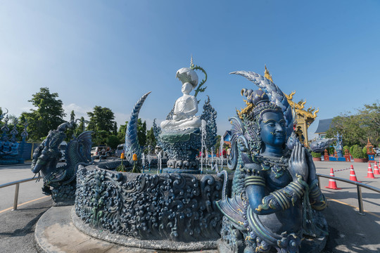 泰国清莱著名景点蓝庙