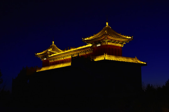 庙宇夜景