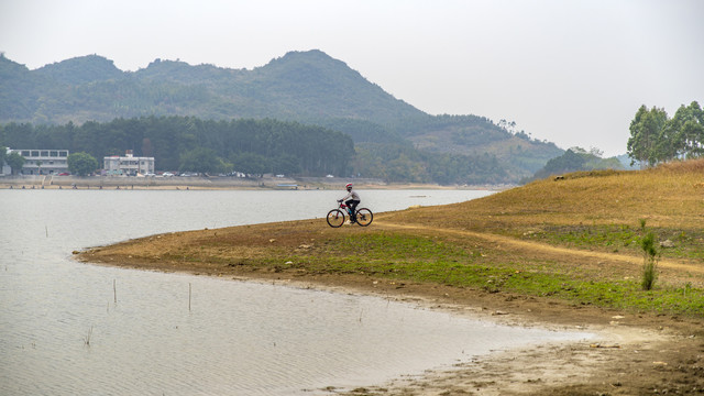 自行车越野