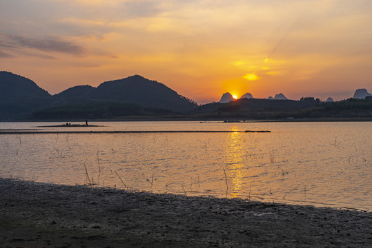 山水
