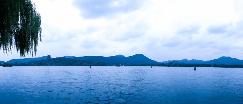 湖边风景