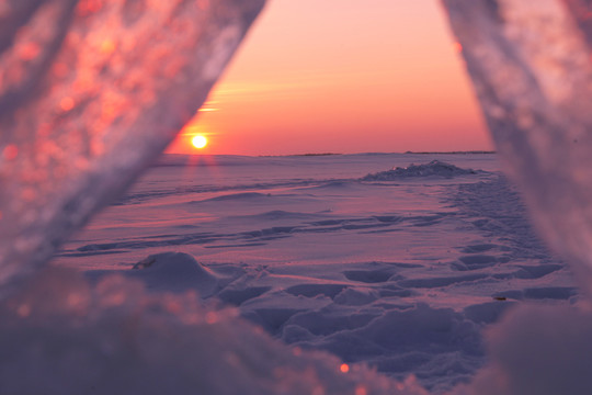 晚霞雪景傍晚夜幕降临风光