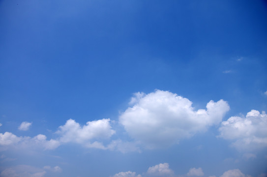 蓝天白云