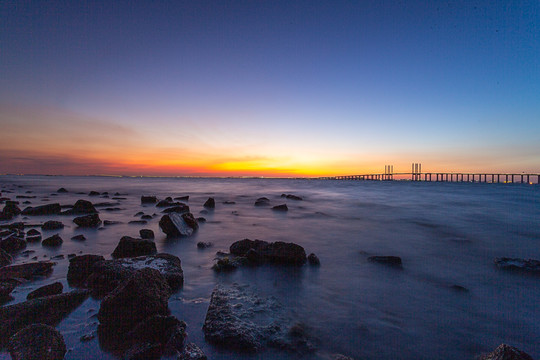 青岛海湾大桥夜景