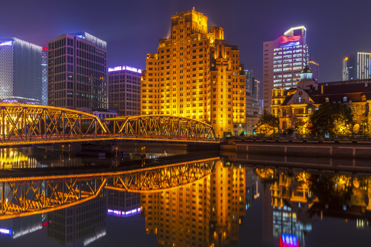 外白渡桥夜景