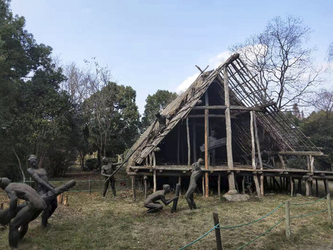 原始人造房子