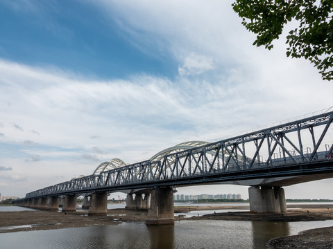 松花江铁路大桥