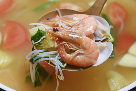 海鲜酸汤