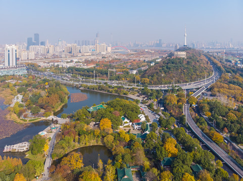 武汉月湖公园深秋航拍风光
