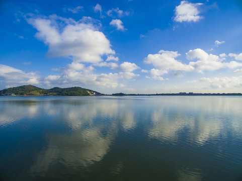 宁波慈溪龙山窖湖风光