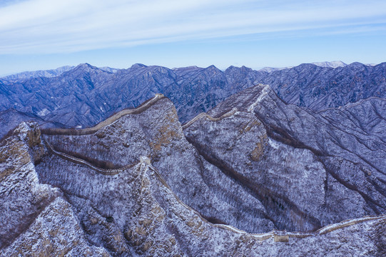 瑞雪照长城