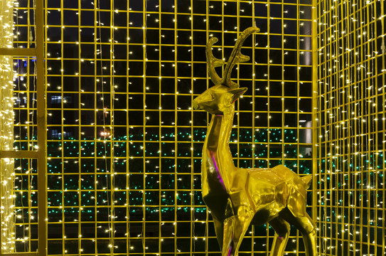 小鹿雕塑灯饰