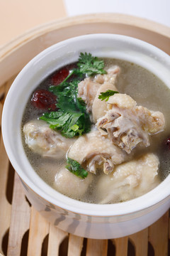 炖鸡汤