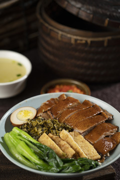 卤鹅饭