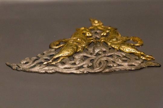 古代鎏金银饰