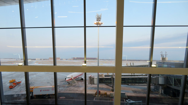 大兴国际机场玻璃幕墙