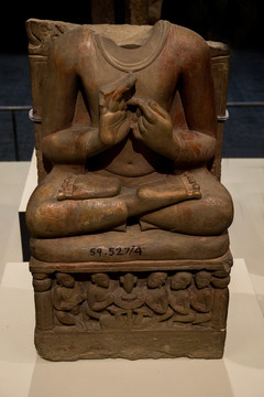 印度石雕无头坐佛像