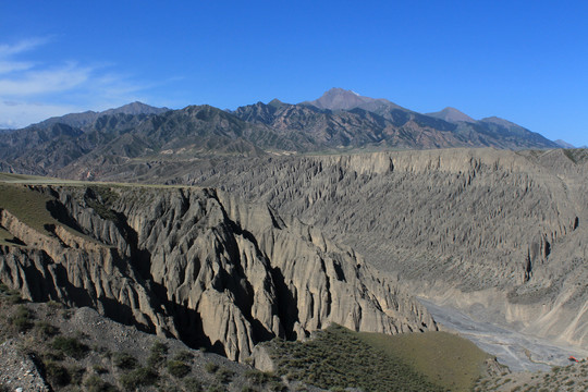 奎屯大峡谷