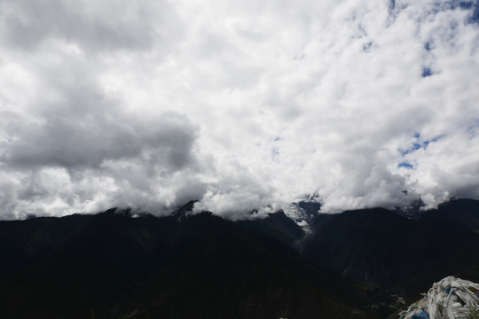 梅里雪山