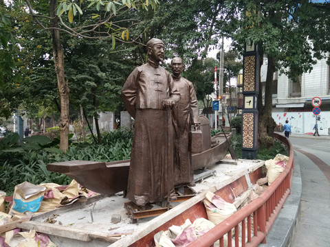 人物雕像