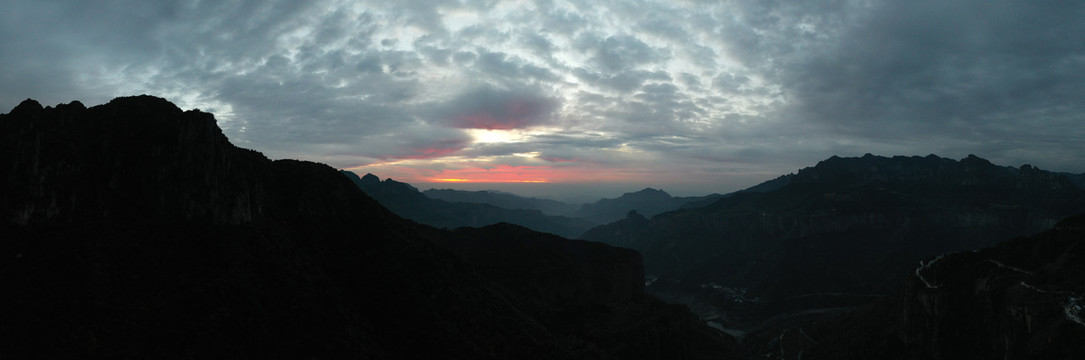 大山日出