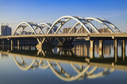 西安东风路灞河桥