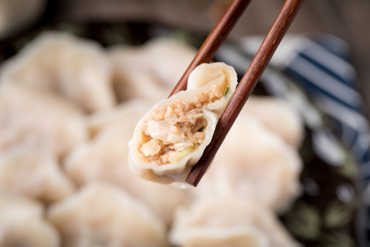 香菇猪肉水饺