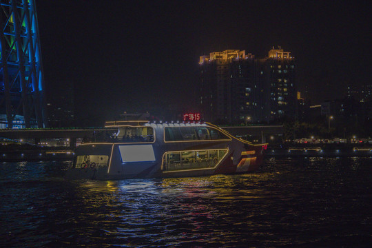 广州珠江游轮夜景