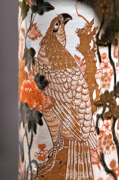 中国古代陶瓷雄鹰图案