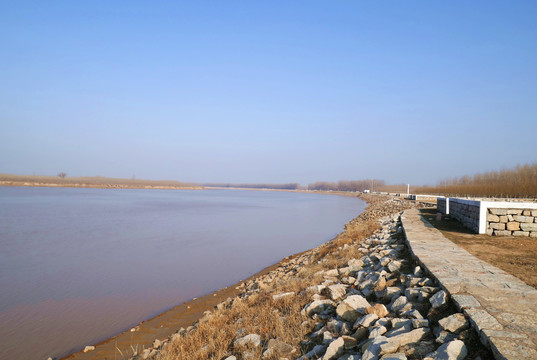 黄河护堤